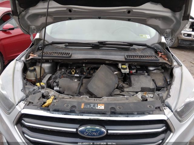 Ford Escape Titanium Image 11