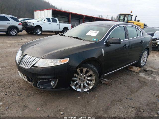 Lincoln MKS Image 3