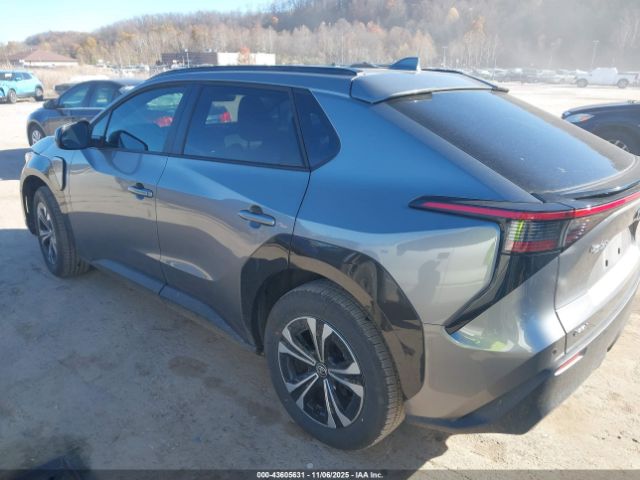 Toyota bZ4X Xle Image 2